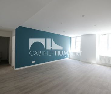 Location Appartement 3 pièces 78m² ST ETIENNE 42000 - Photo 2