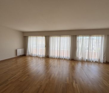 Location Appartement 3 pièces 94m² POITIERS 86000 - Photo 3