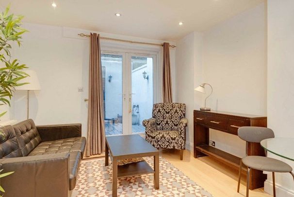 Englands Lane, London, NW3 - Photo 1