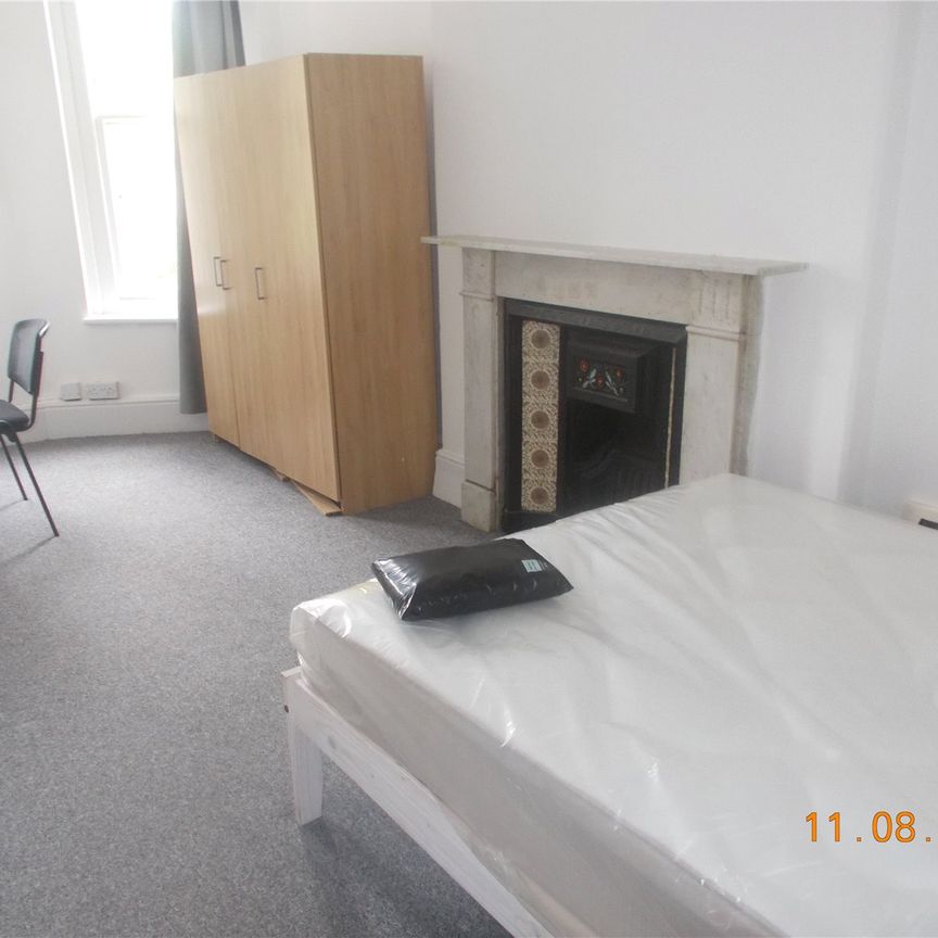 Student Properties to Let - Photo 1