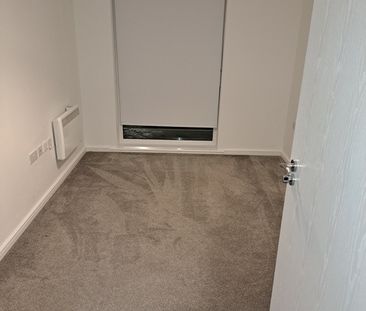 Room in a Shared Flat, Clarence Street, M7 - Photo 1