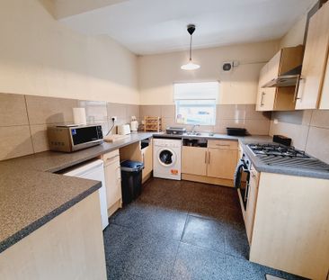 4 Bed Student Accommodation - Photo 6