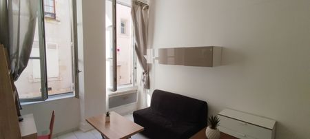 Location Appartement 2 pièces 24m² ORLEANS 45000 - Photo 3