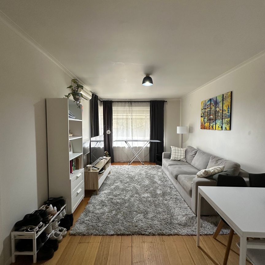 Bentleigh East - Photo 1