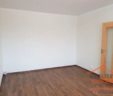 Pronájem bytu 2+1 - Pod Zámečkem - Nový Hradec Králové - Fotografie 3