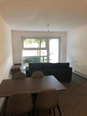 Carriage Grove, Bootle, L20 - Photo 1