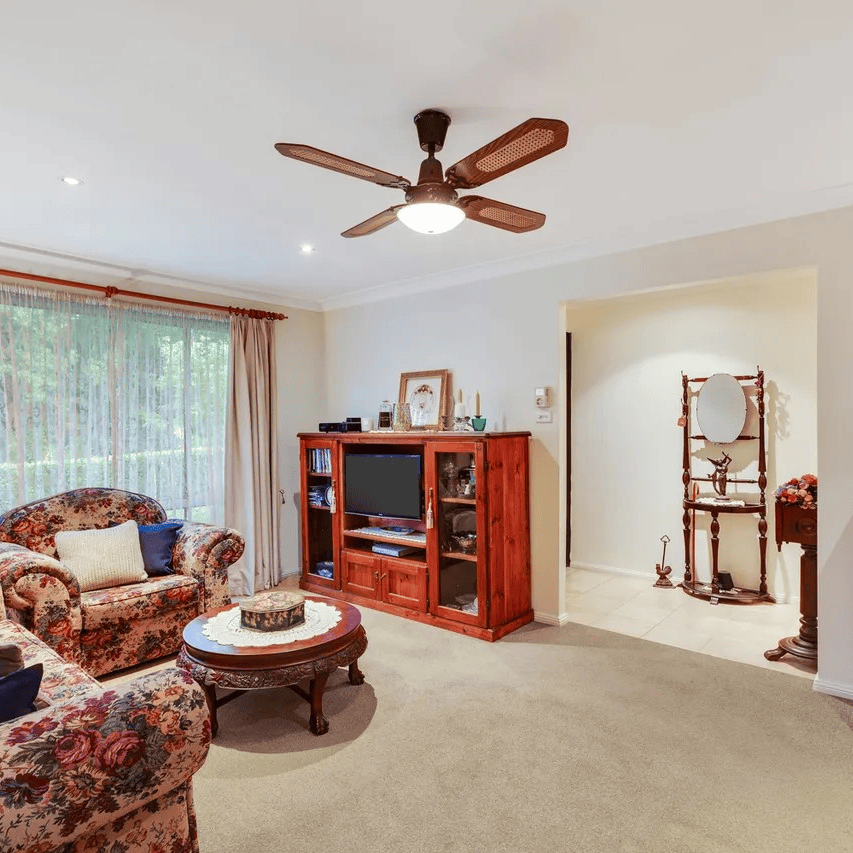 732 Pacific Highway, Narara, NSW 2250 - Photo 1