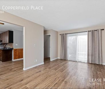 MOVE-IN READY 2 STOREY HOME IN THE VILLAGES OF RIVERSIDE - Photo 2