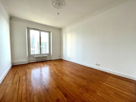 Location Appartement 4 pièces 90m² BREST 29200 - Photo 3