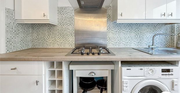 1 bedroom property to rent - Photo 1