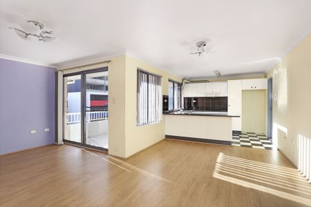 9/2A Cowper Street, 2150, Parramatta Nsw - Photo 4