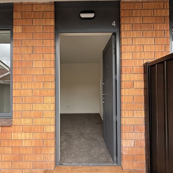 Completely Renovated! - Photo 1