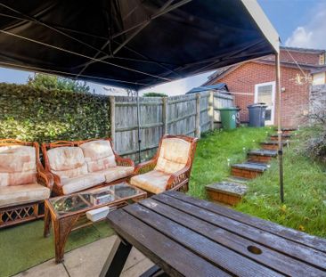 1 bed House To Let - Photo 3