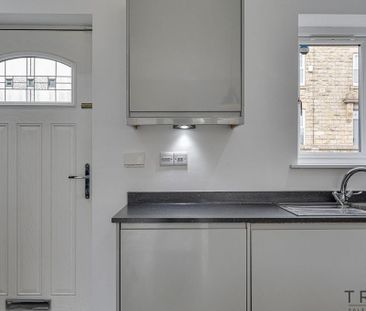 4 bedroom townhouse to rent - Photo 4