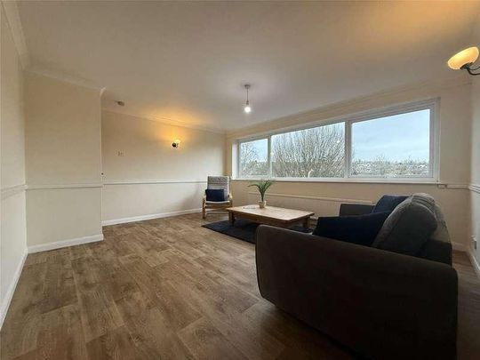 Town Park, Crediton, Devon, EX17 - Photo 1