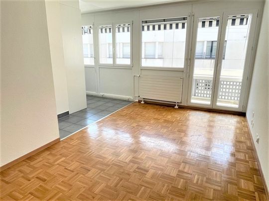 Eaux-Vives : bel appartement avec balcon - Foto 1