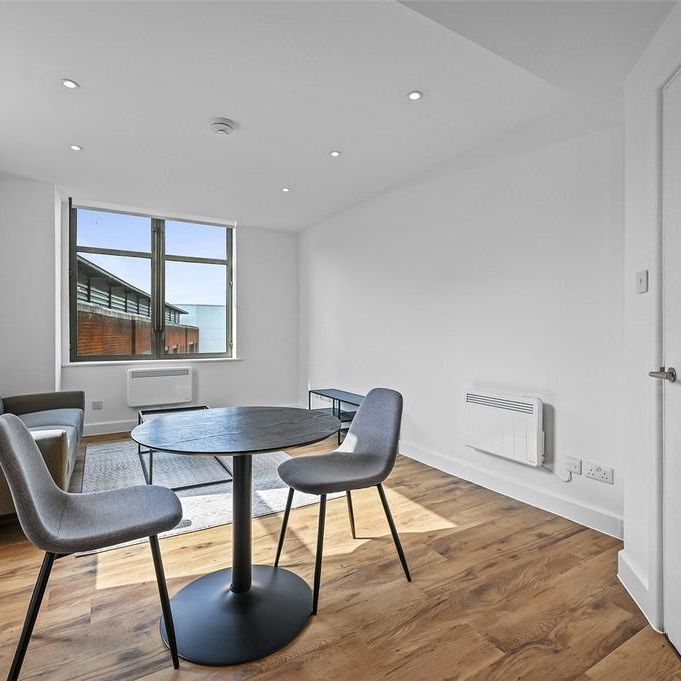 1 bedroom apartment to rent - Photo 1