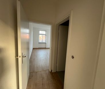 #2-Zimmer Wohnung #Renoviert #geräumig #Abstellkammer #offene Küche... - Foto 6