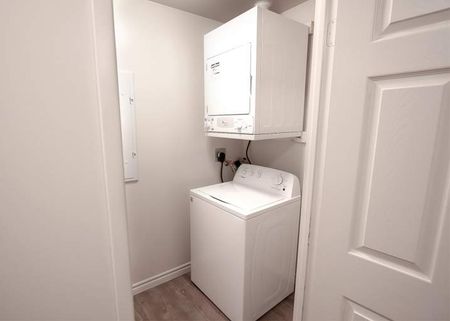 Blythwood Place III - Photo 2
