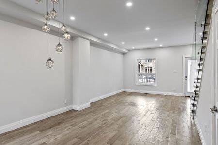 For Lease - 375 Westmoreland Avenue, Toronto, Ontario - Photo 4