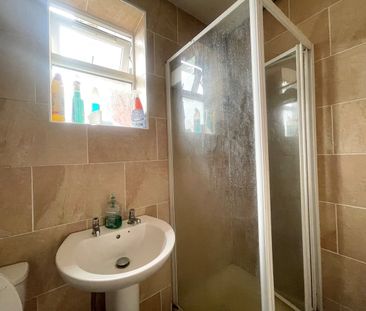 Room in a Shared House, Arundel Road, LU4 - Photo 6