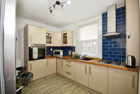 2 bedroom terraced house to rent - Photo 5