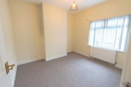 32 Clarence Street, Ballymena, BT43 5DP - Photo 5