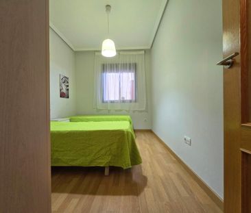 Piso de alquiler en Ciutat Universitària - Photo 6