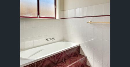 *APPLICATION APPROVED* Charming Family Home in Prime Dubbo Location - Photo 3