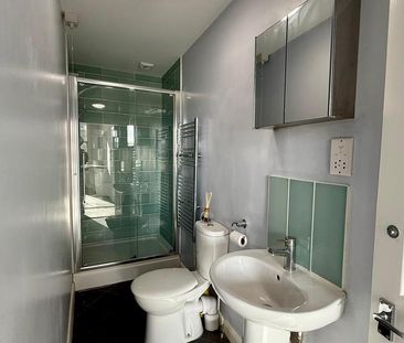 1 bedroom flat to rent - Photo 6