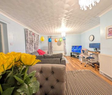 Horns Lane, Norwich - Photo 1