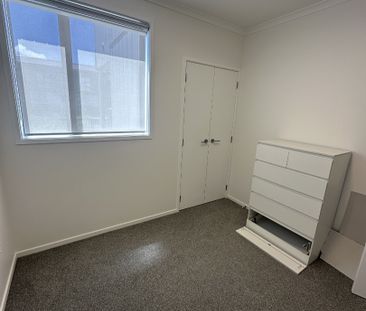 27 Manarini Road, Westgate, Auckland - Photo 3