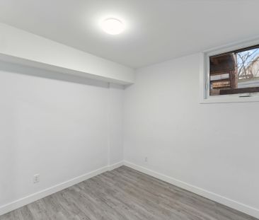 For Lease - 828 Maplewood Avenue Unit# B, Britannia Heights - Queen... - Photo 6