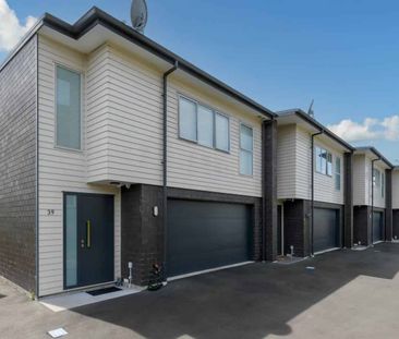 Modern 3-Bedroom Townhouse in Victoria Key Gat... - Photo 3