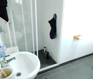 Port Melbourne - Photo 1