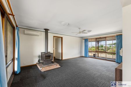 PEACEFULLY SET FAMILY HOME - Photo 3