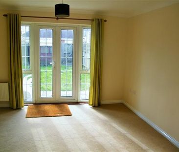 2 bedroom terraced house to rent - Photo 4