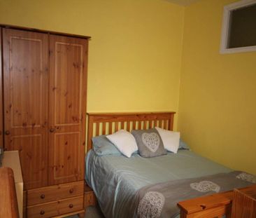 2 bedroom house share to rent - Photo 2