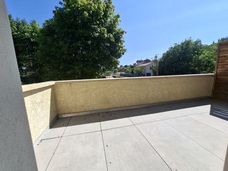 Location Appartement 5 pièces 109m² LIMAS 69400 - Photo 3