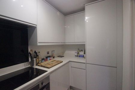1 bedroom property to rent - Photo 3