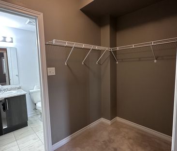 For Lease - 40 Ferndale Drive Unit# 207, Barrie, Ontario - Photo 6