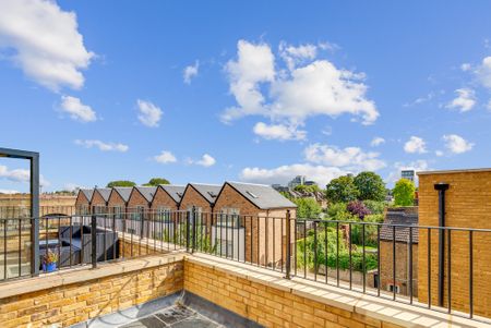 1 Bedroom Apartment, Putney Bridge Road, London - Photo 2