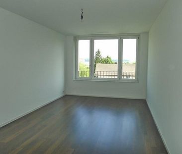Moderne 2.5-Zimmerwohnung an zentraler Lage - Photo 1