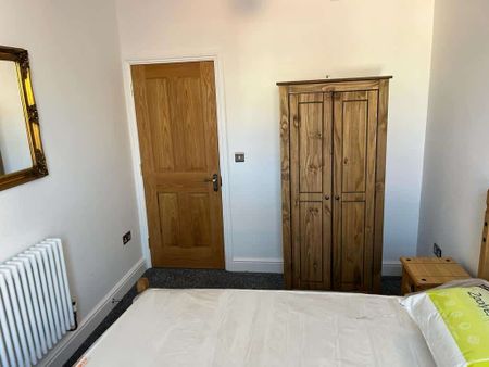 To Let: 4x Student Rooms, Linthorpe Road, TS1 1RD - Photo 4