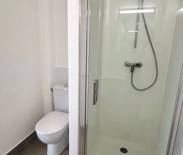 Location Appartement 1 pièce 43m² - Photo 2