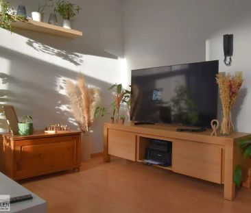 1-kamer appartement met groot terras te centrum Halle - Foto 2