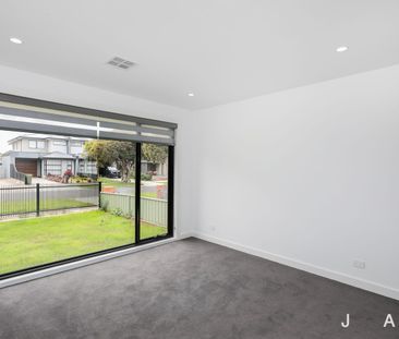 Sophisticated Style - A Luxury Transformation - Photo 6