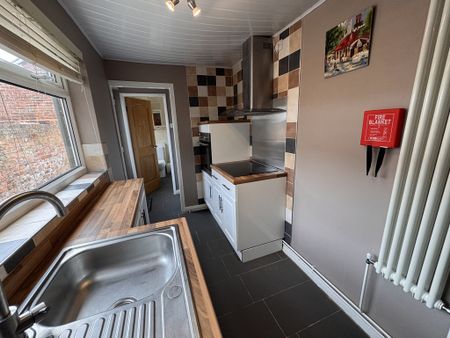 Wellington Street, Heslington Road - P10558 - Photo 5