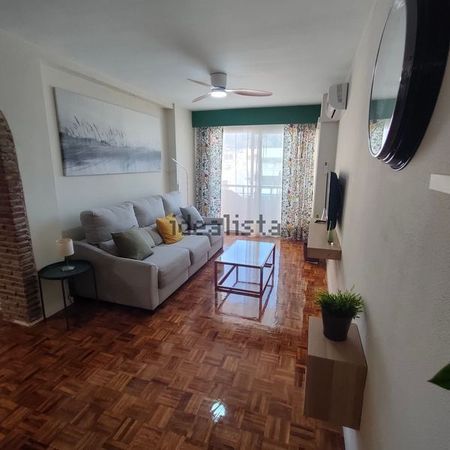 Alquiler de piso en Calle Santa Isabel, 9 - Photo 2