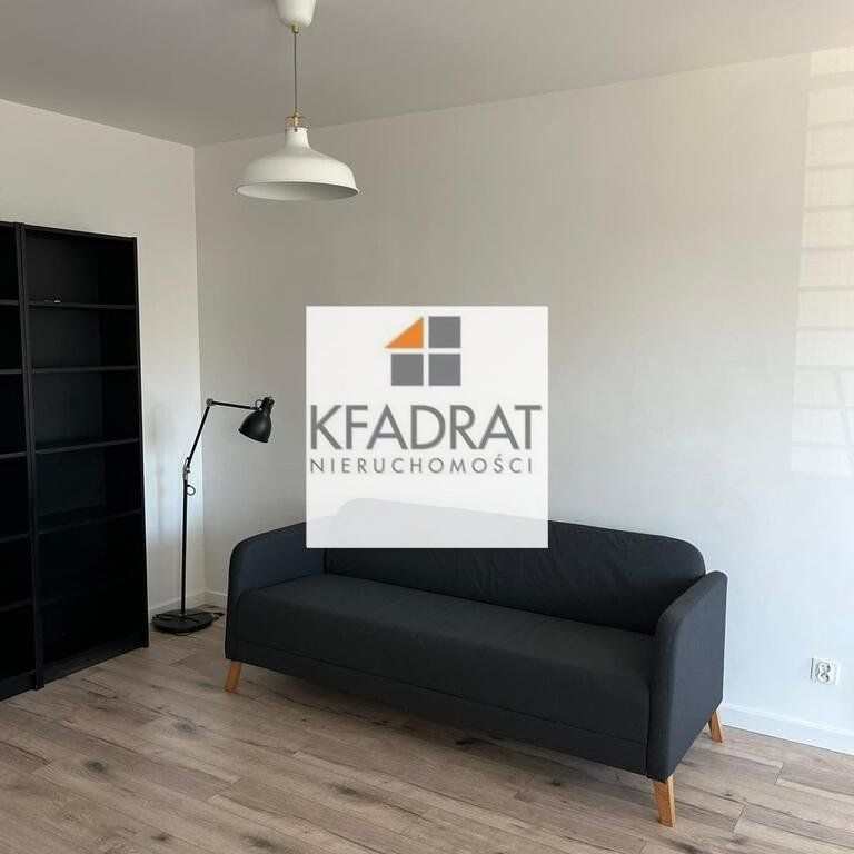 Tenisowa, 2 pokojowe, 2 piętro winda, balkon - Zdjęcie 1